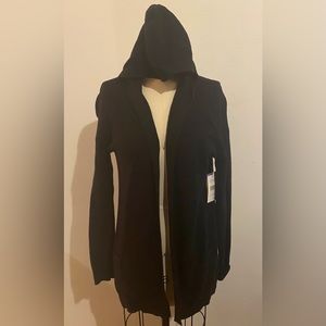 NWT Peyton Primrose Hoodie with POCKETS!